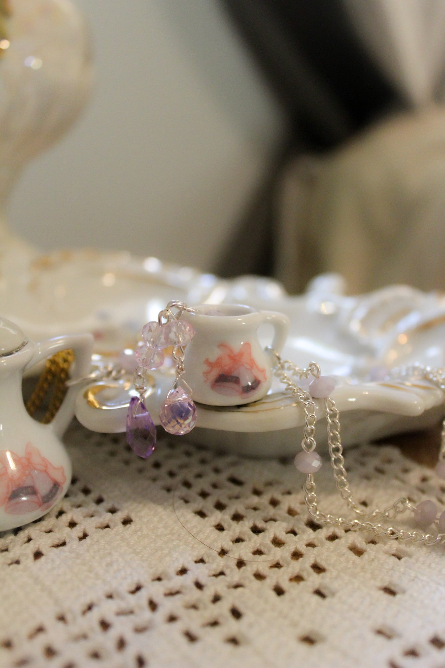 Sweetie Bell Pitcher Necklace