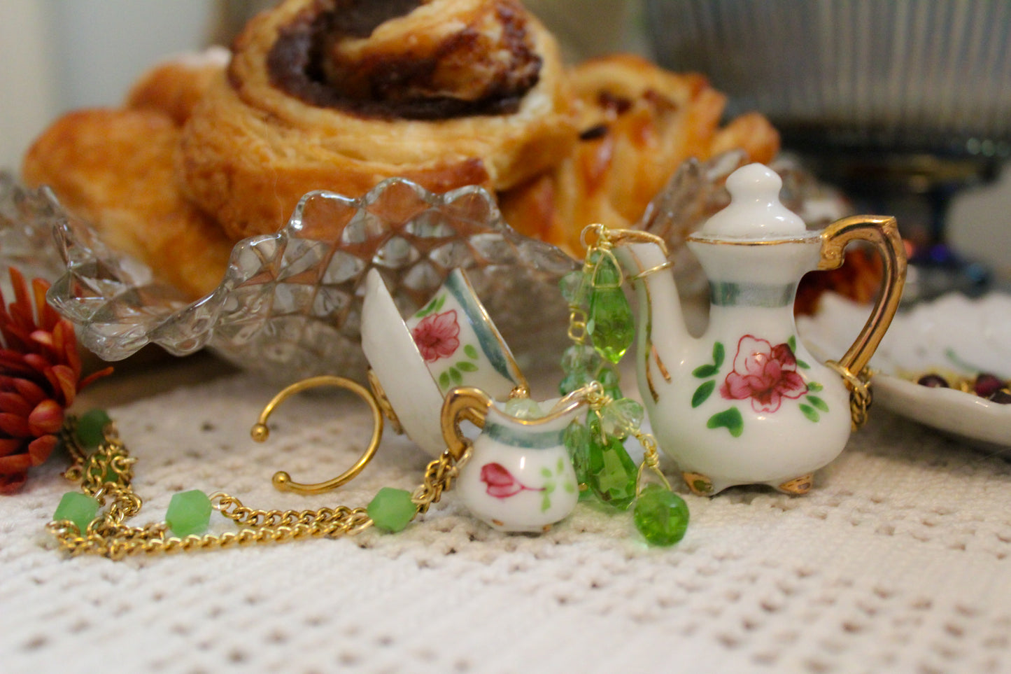 Green Tea Teapot Necklace