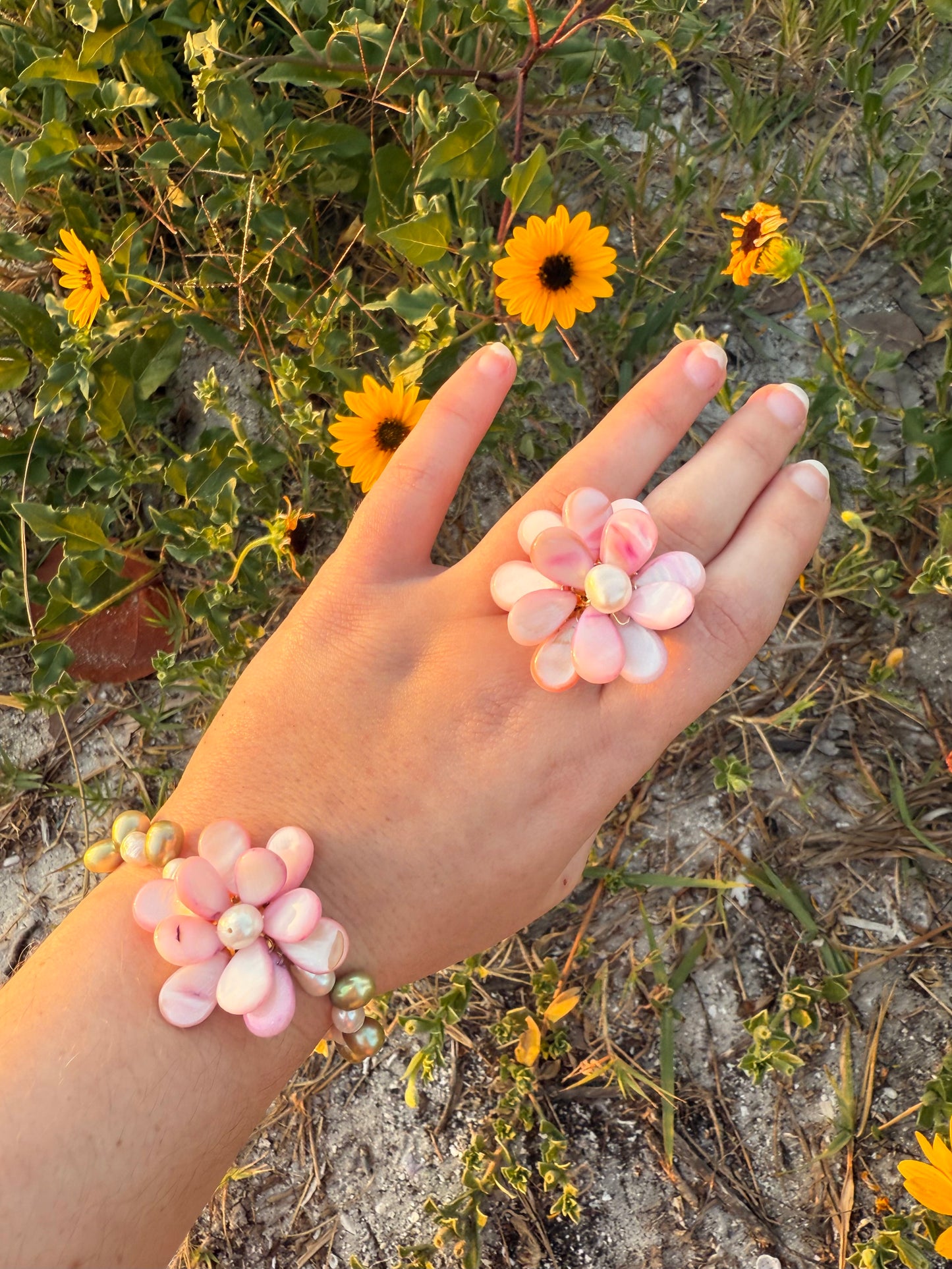 Shell Flower Ring