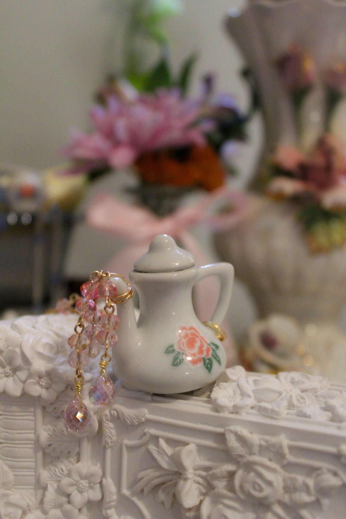 Rosetta Teapot Necklace